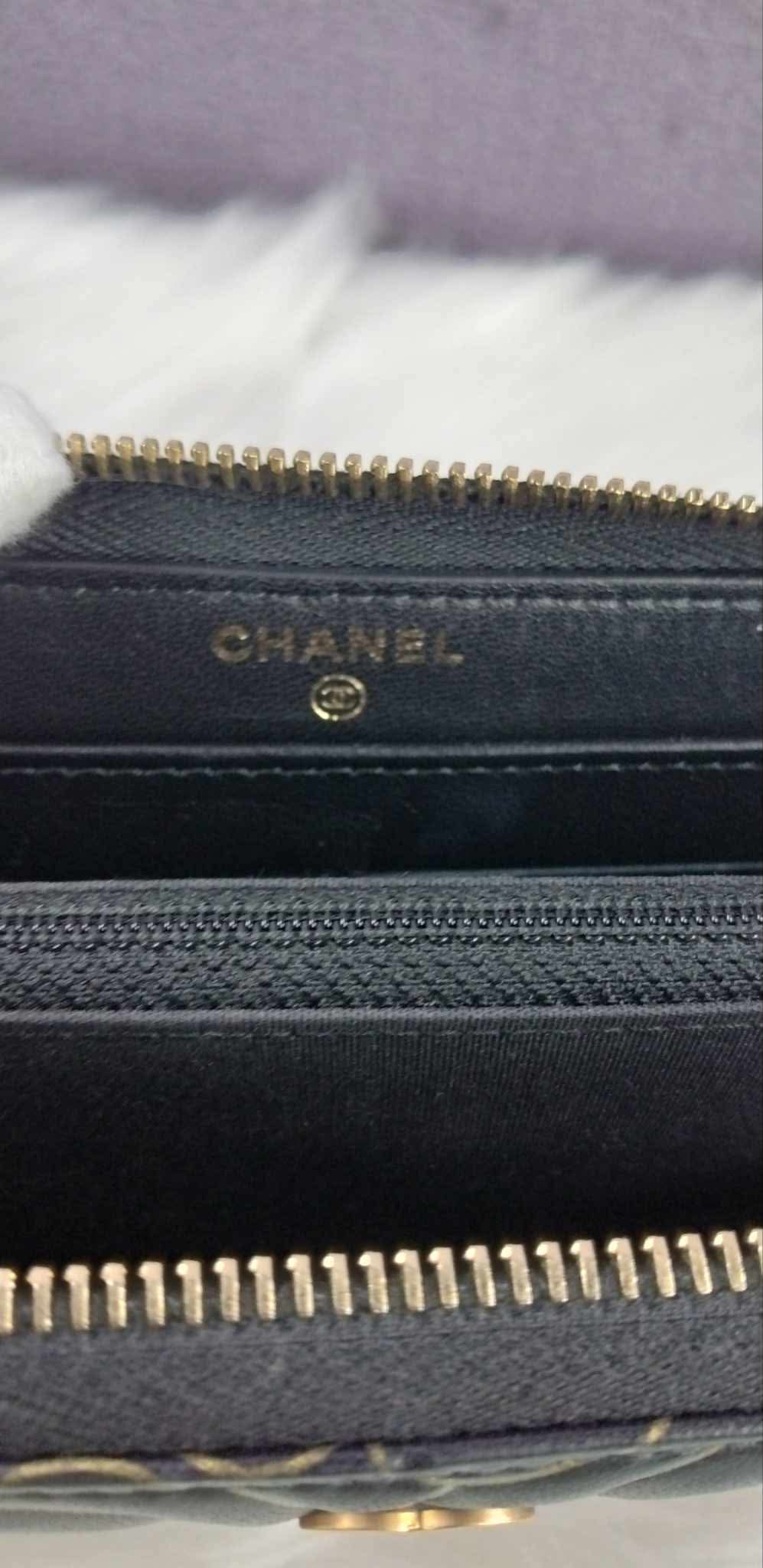 CHANEL Camellia Zippy Wallet