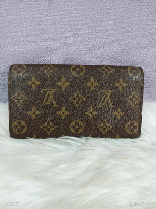 LOUIS VUITTON Monogram Porte Monnaie Long Wallet