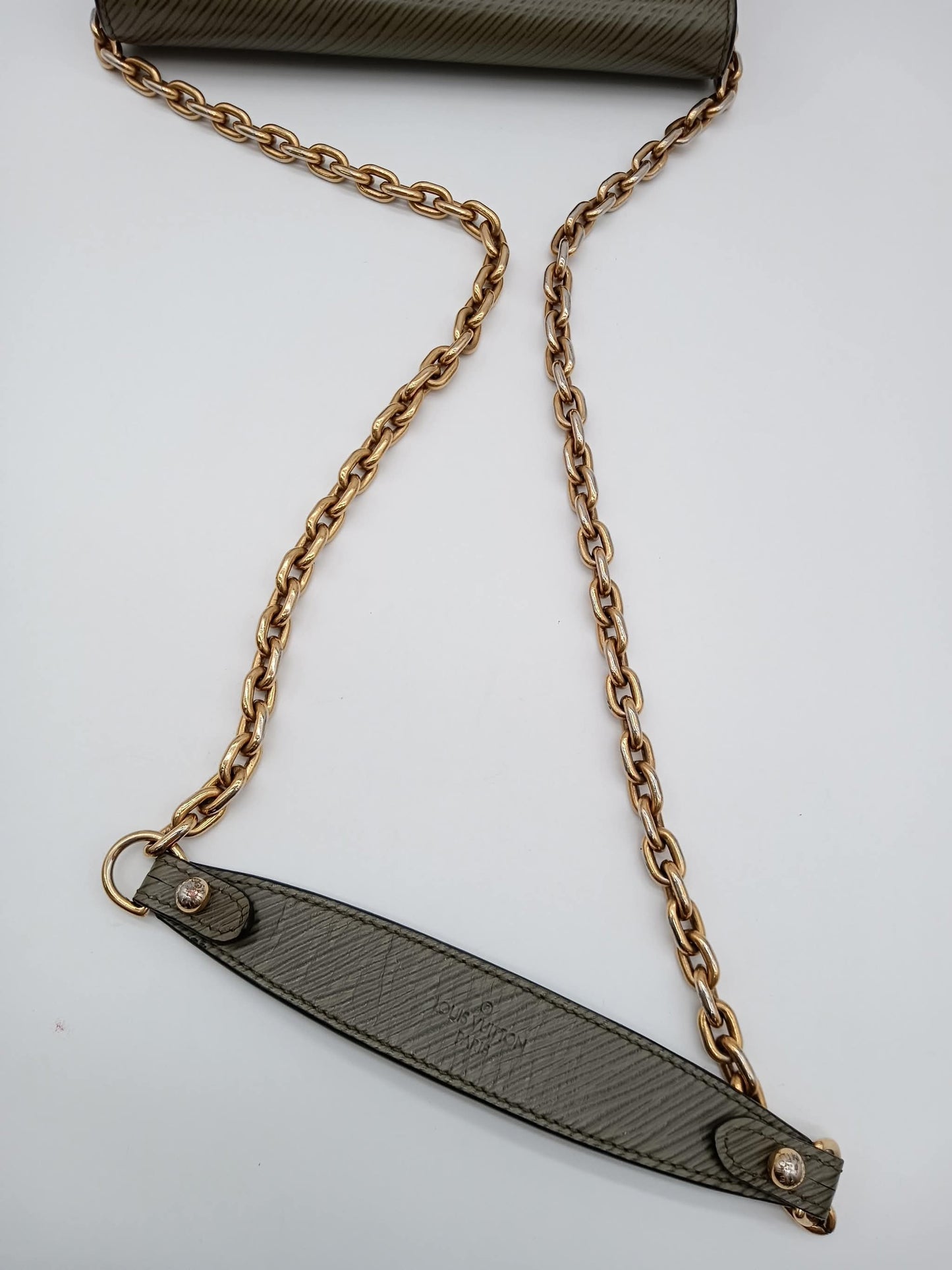 LOUIS VUITTON Kabuki Twist WOC