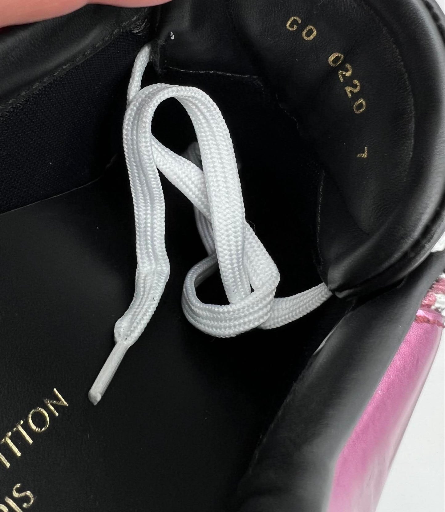 LOUIS VUITTON Run Away Sneaker