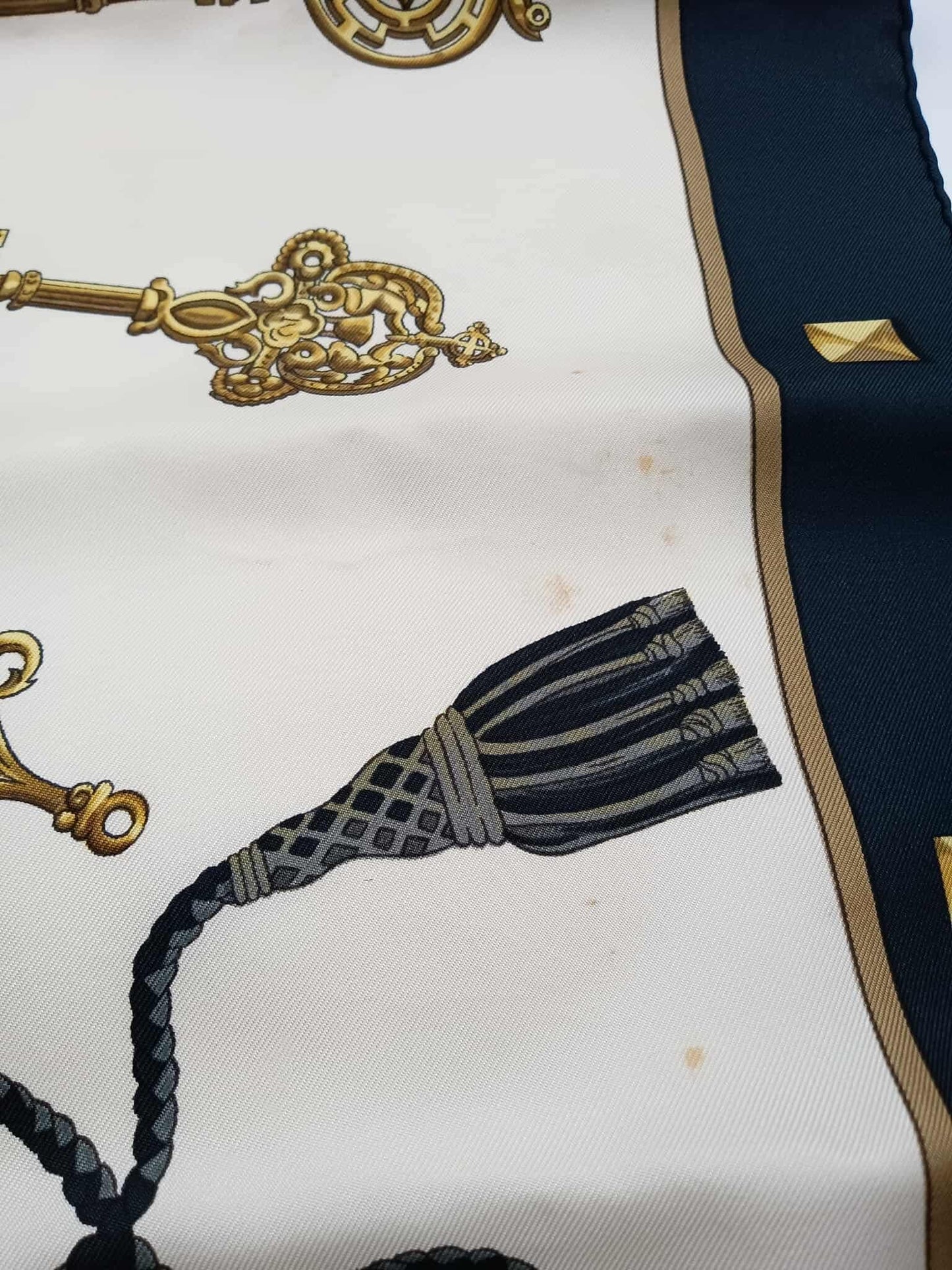 HERMES Les Clés Silk Scarf