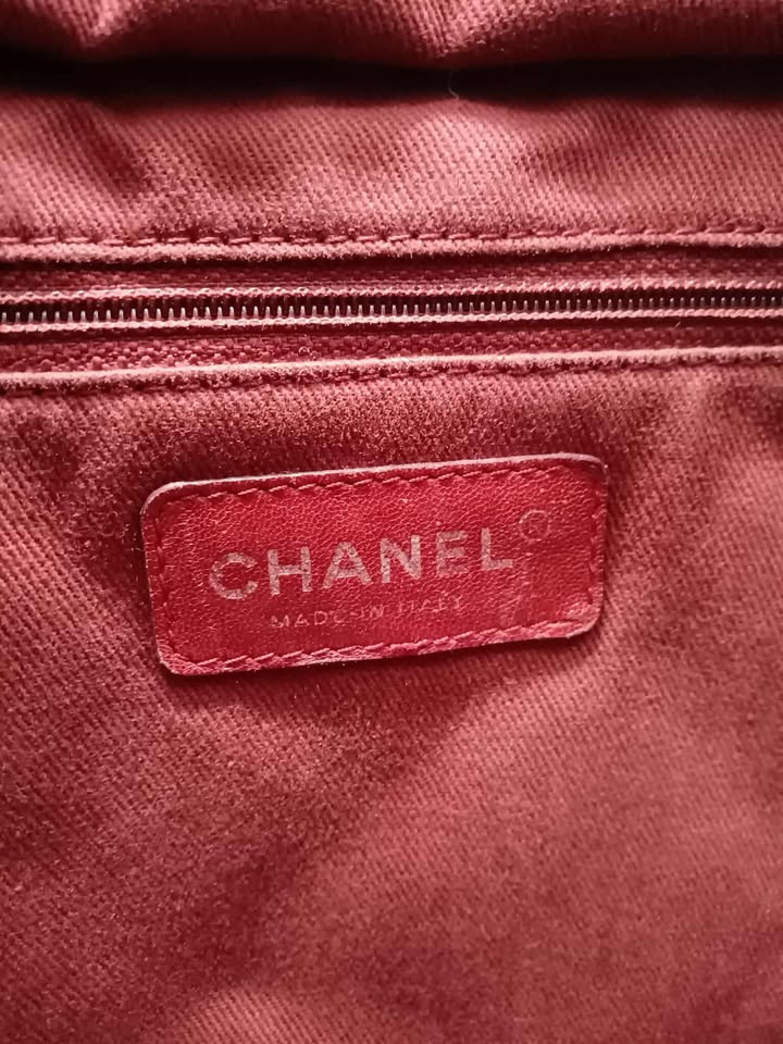 CHANEL Calfskin Cambon Line Chain Tote
