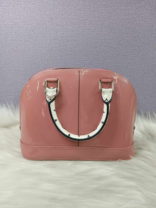 LOUIS VUITTON Vernis Alma BB Rose Blush