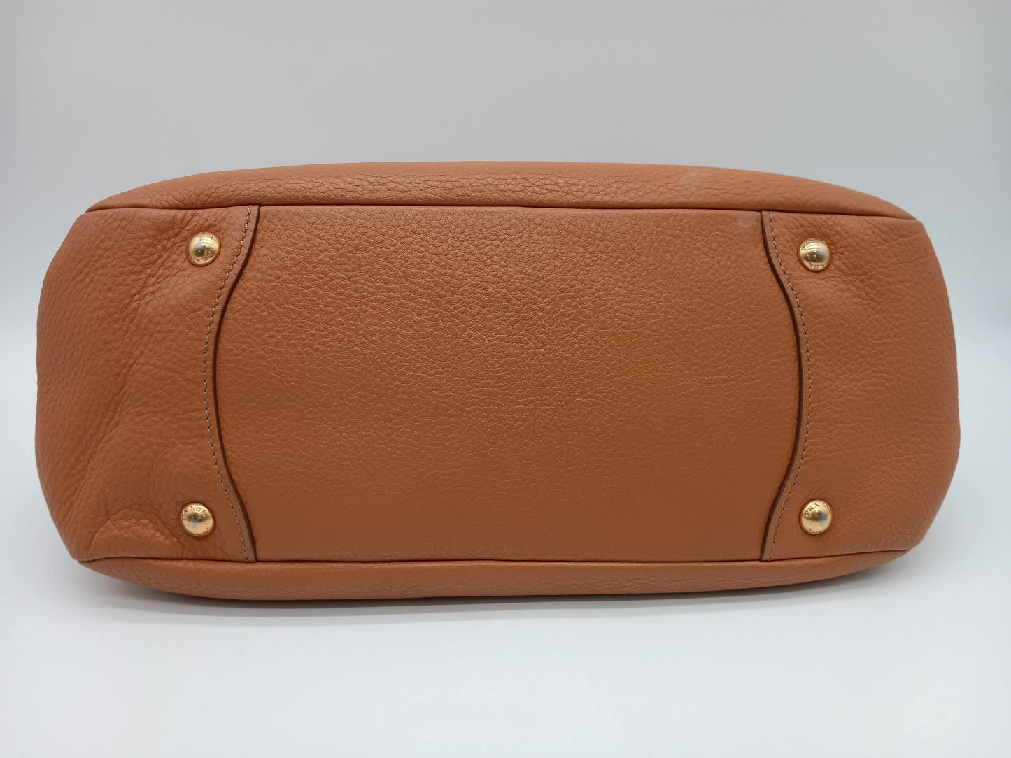 PRADA Vitello Daino Shyoulder Bag