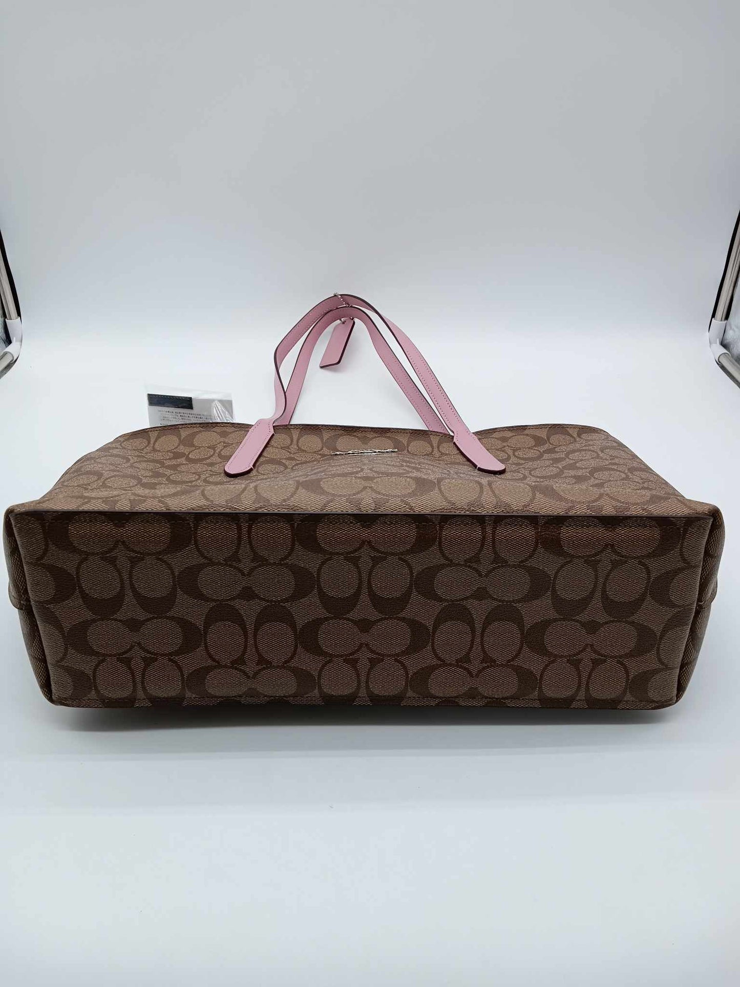 COACH Avenue Signature Bag