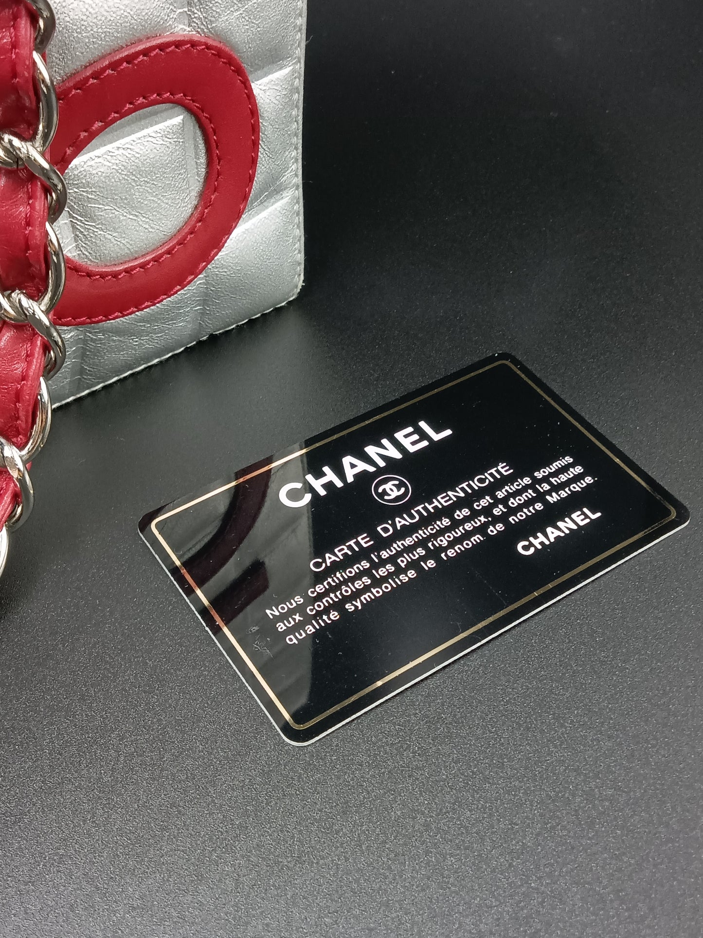 CHANEL Vintage No.5 Chain Tote