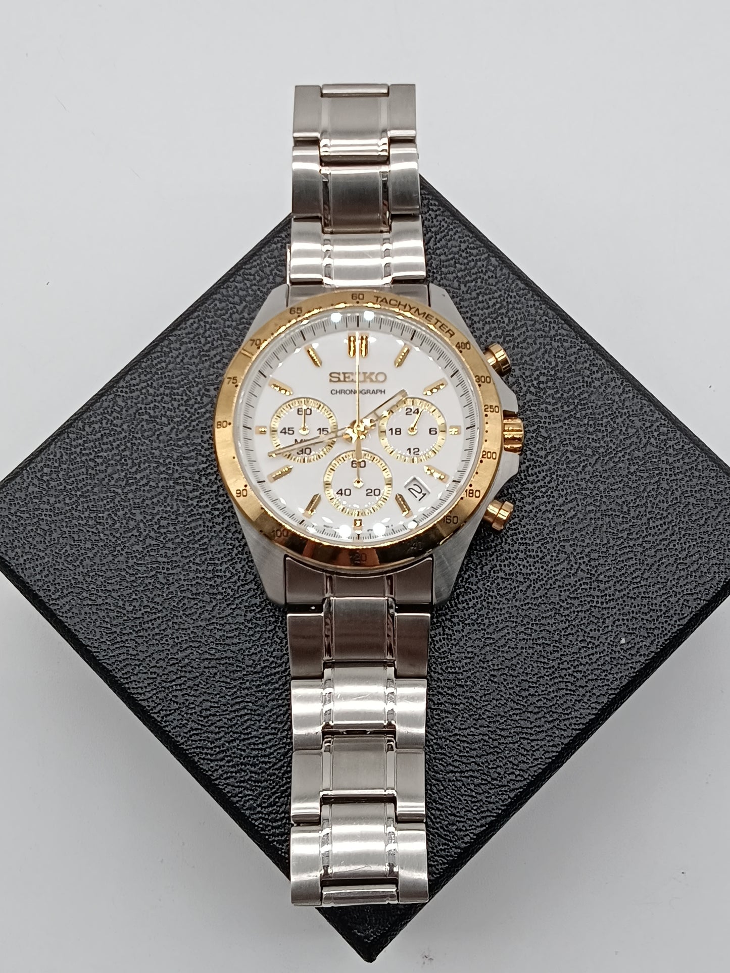 SEIKO Selection SBTR024 Chronograph Watch
