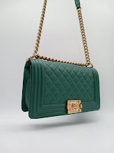 CHANEL Caviar Quilted Medium Leboy