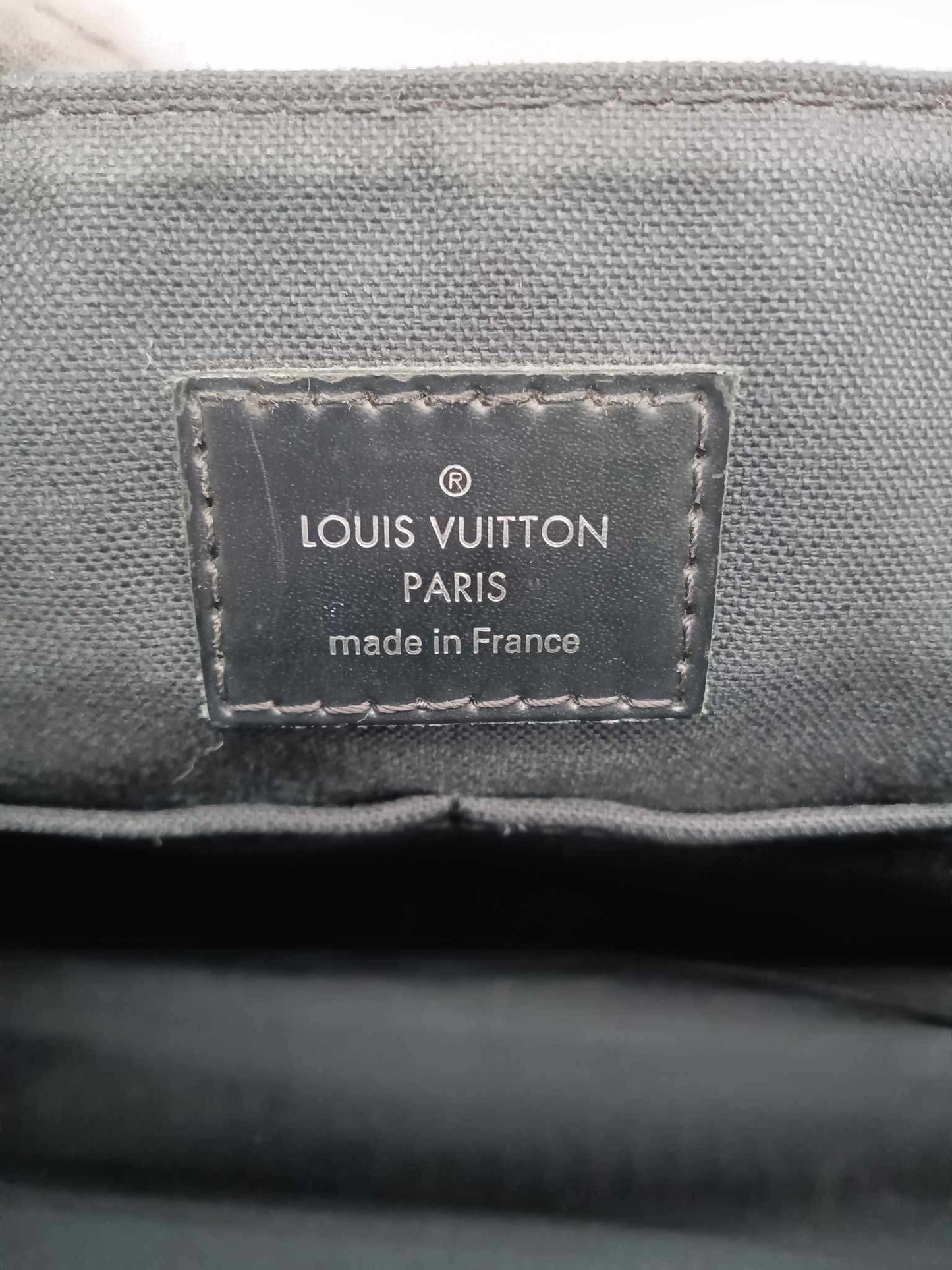 LOUIS VUITTON Damier Graphite District Messenger Bag PM