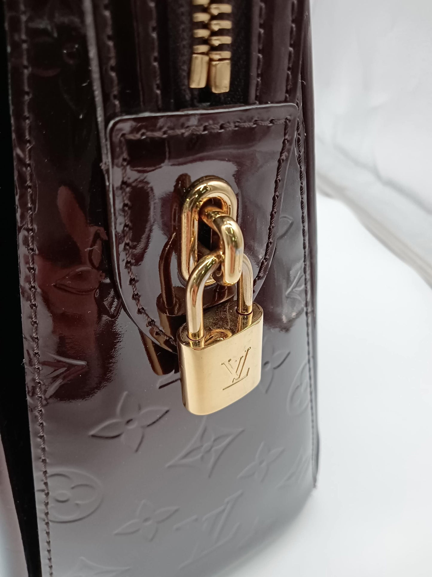LOUIS VUITTON Vernis Melrose Avenue Amarante