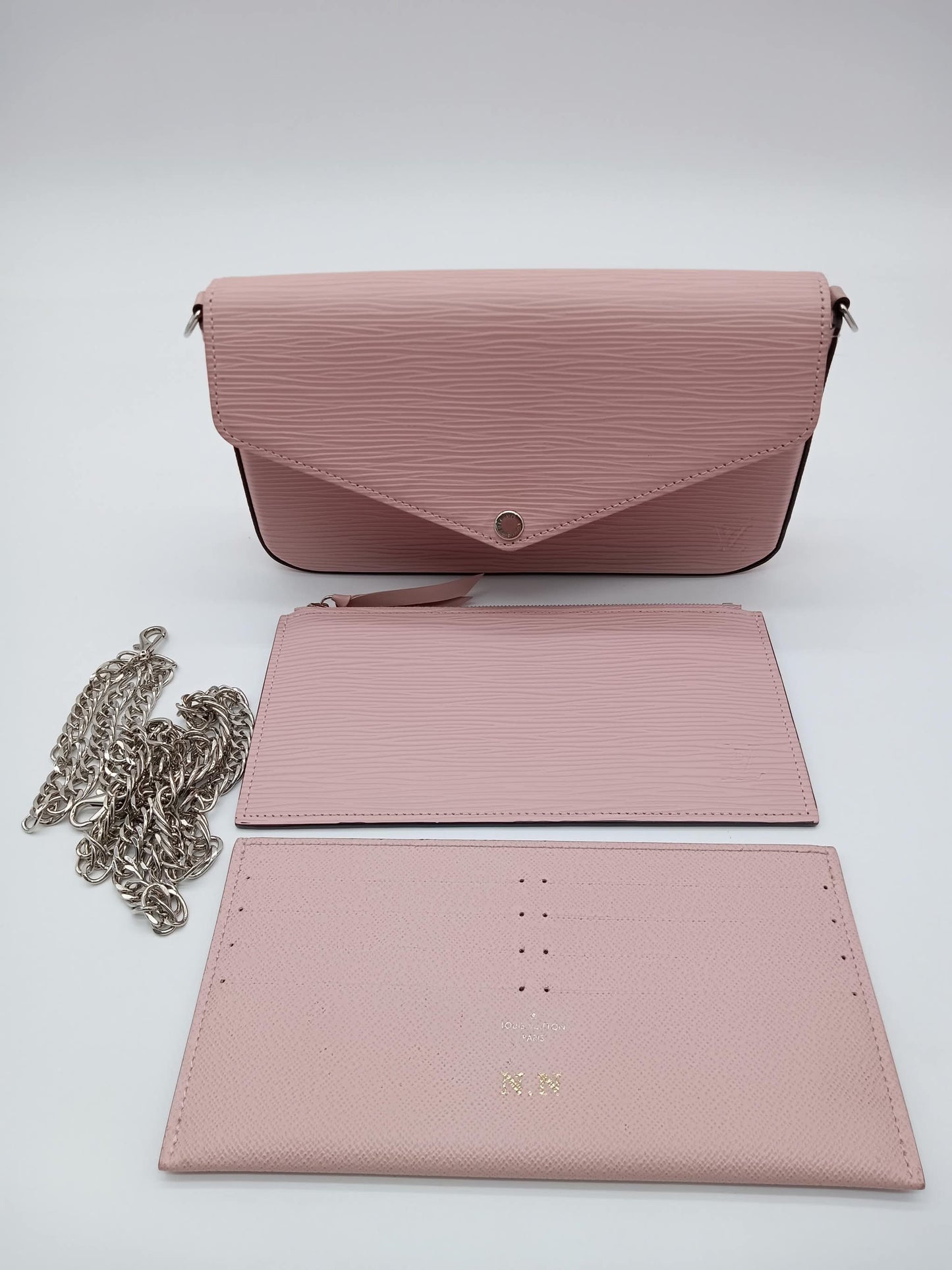 LOUIS VUITTON Epi Rose Ballerine Pochette Felicie