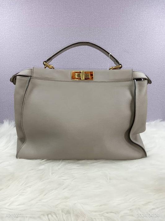FENDI Peekaboo