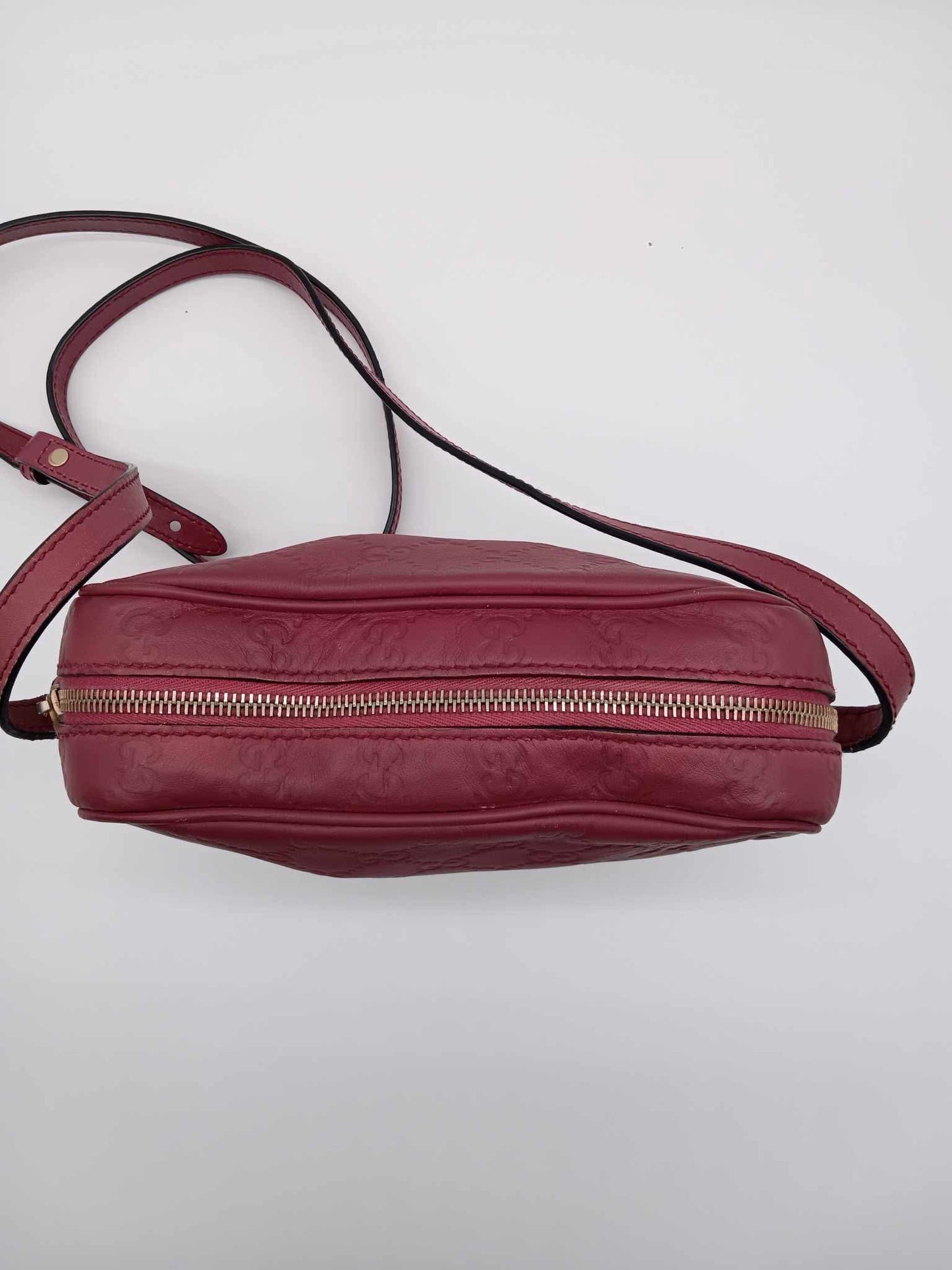 GUCCI Guccissima Sling Bag