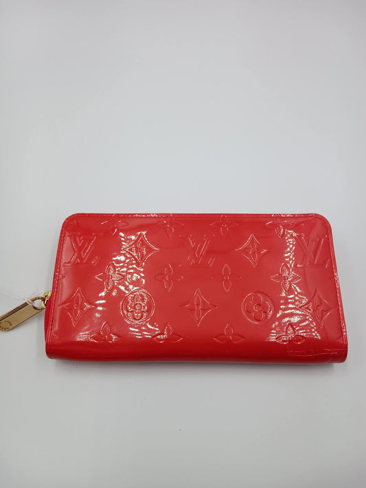 LOUIS VUITTON Vernis Zippy Wallet