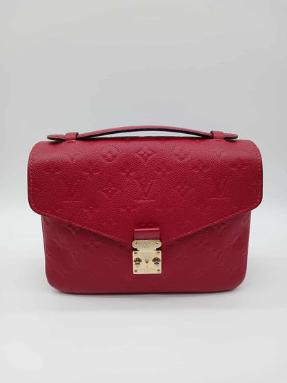 LOUIS VUITTON Pochette Metis MM