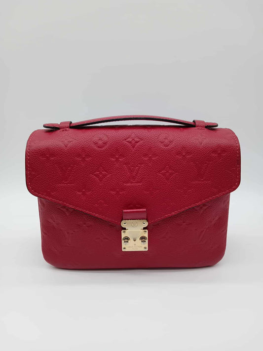 LOUIS VUITTON Pochette Metis MM