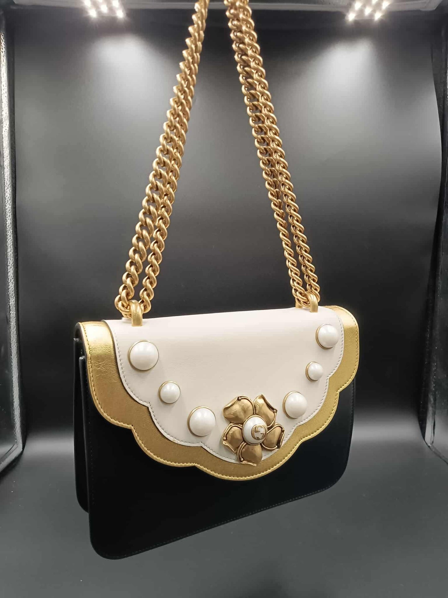 GUCCI Pearly Peony Chain Bag