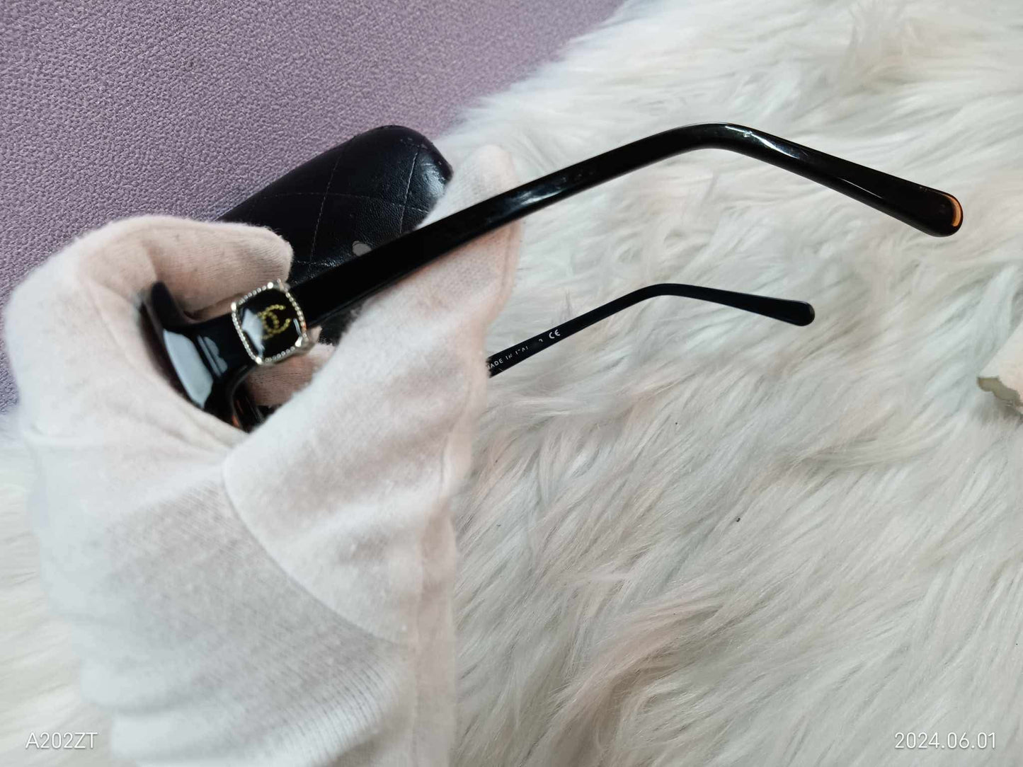 CHANEL Sunglasses