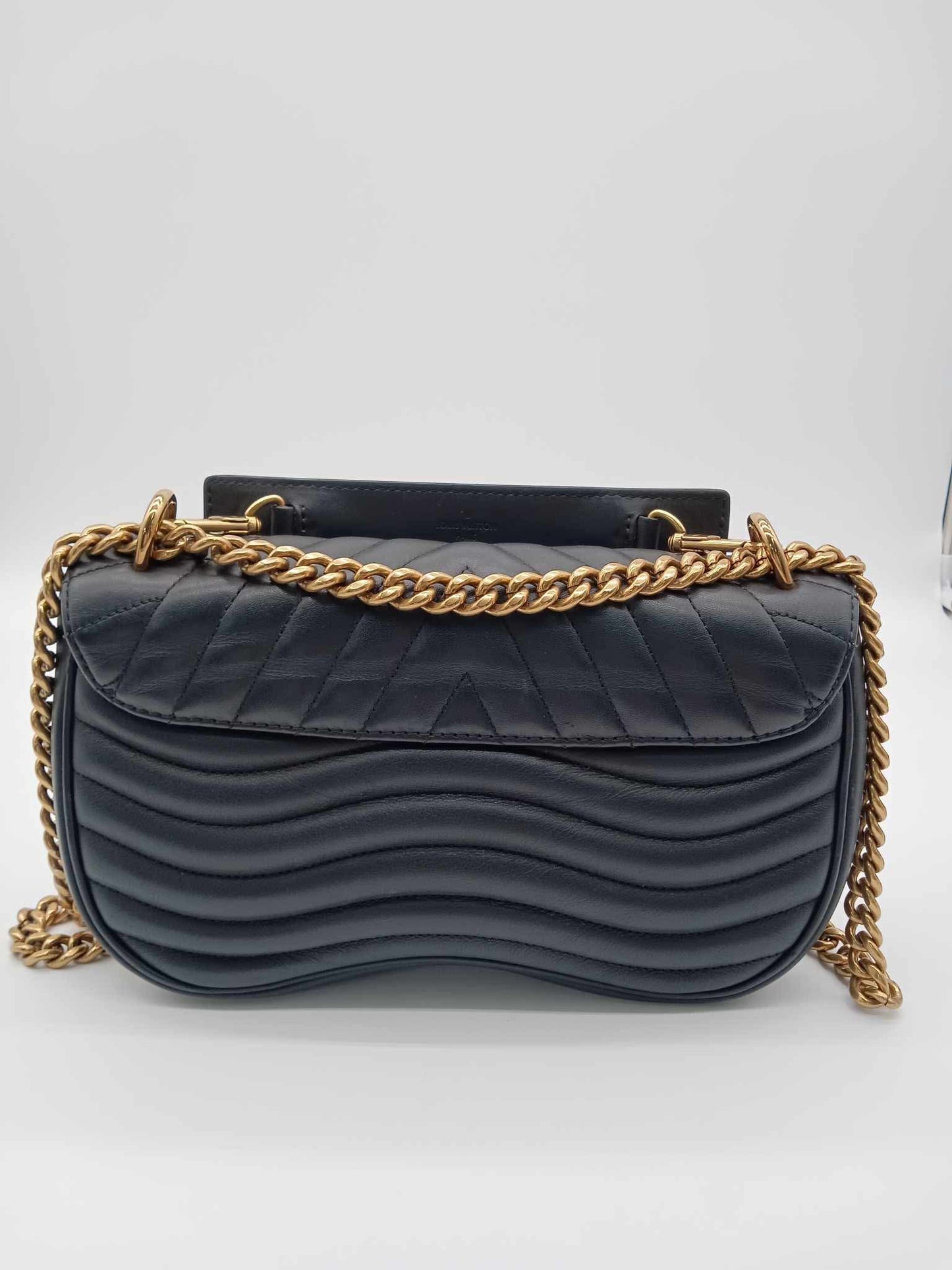 LOUIS VUITTON New Wave Noir MM