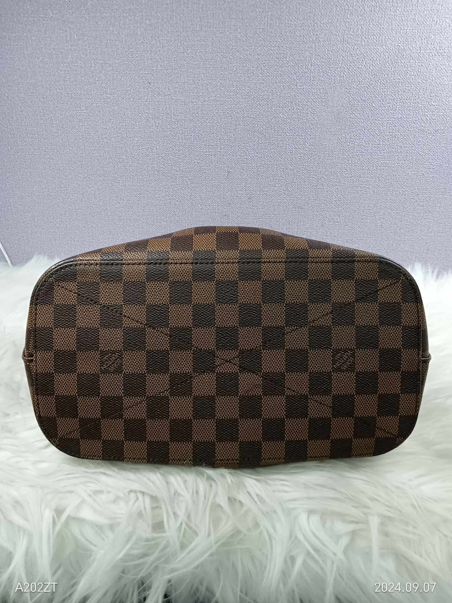 LOUIS VUITTON Damier Sienna PM