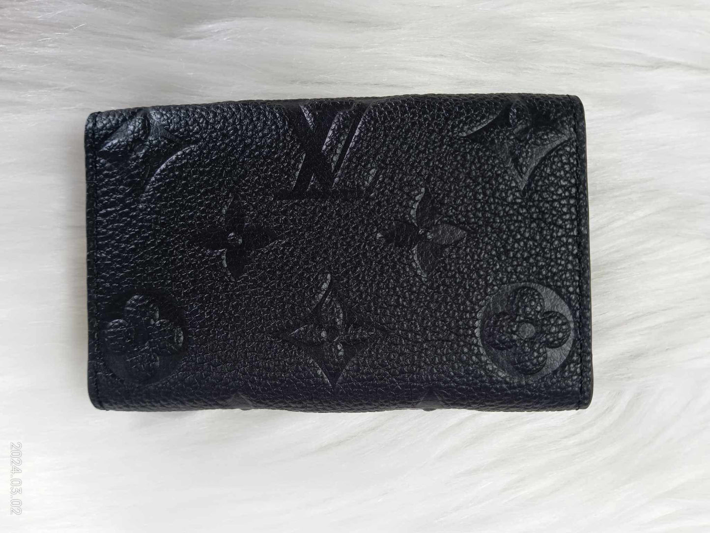 LOUIS VUITTON Key Case