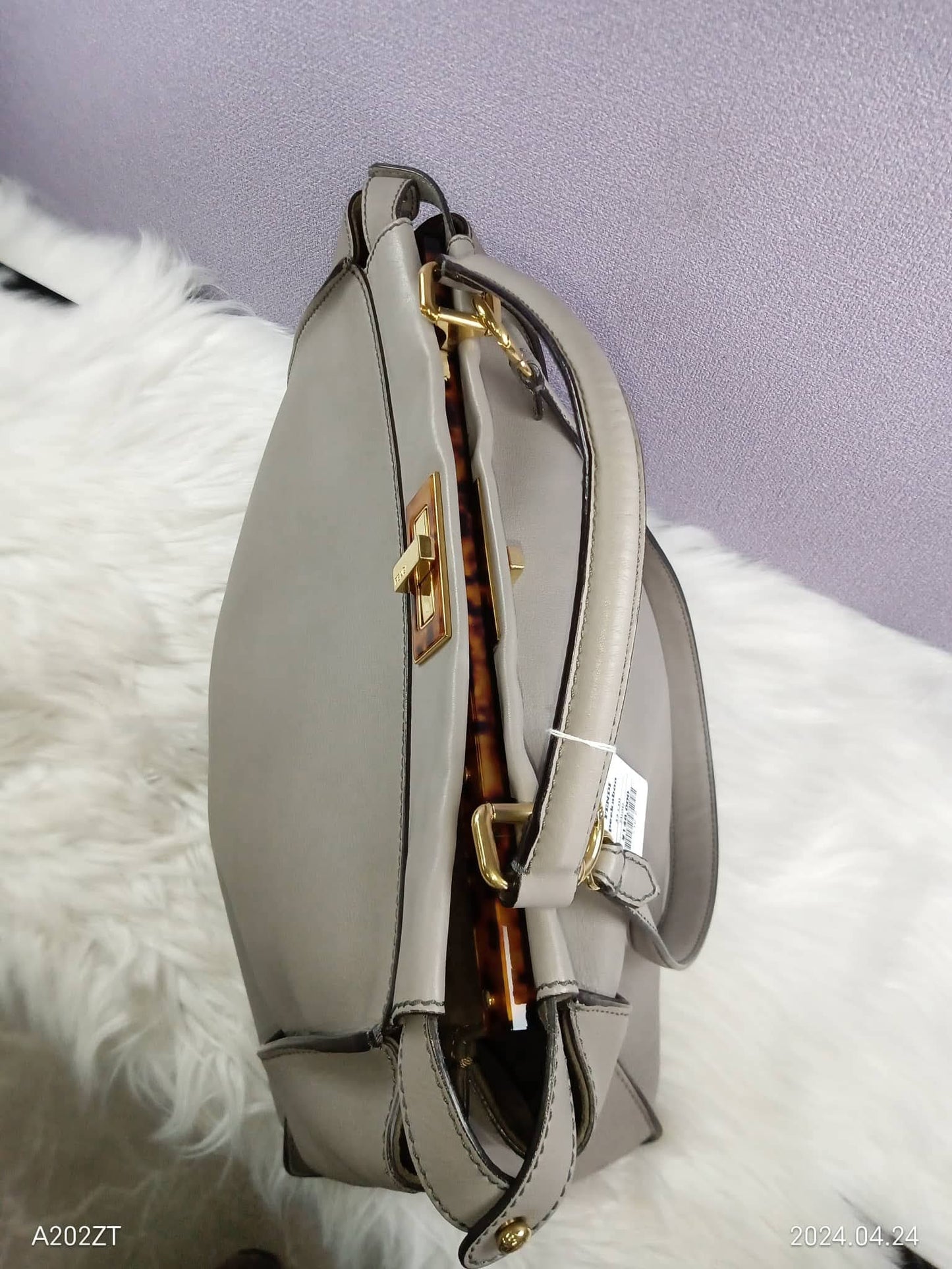 FENDI Peekaboo