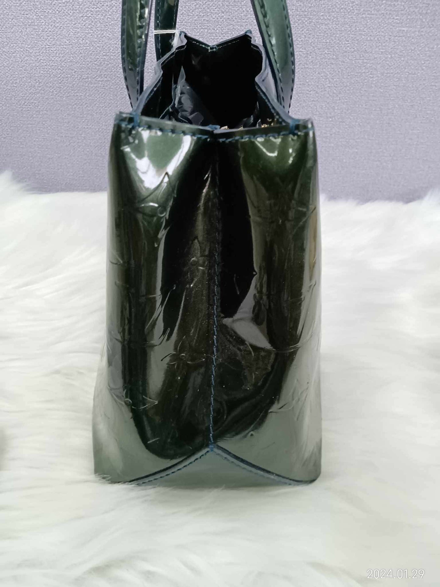 LOUIS VUITTON Vernis Willshire