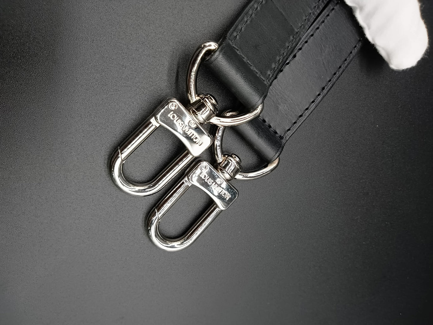 LOUIS VUITTON Black Leather Strap