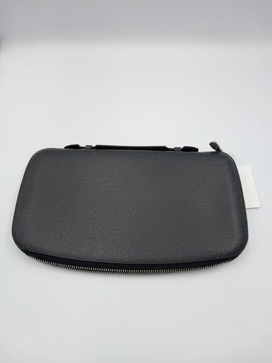 LOUIS VUITTON Taiga Leather Atoll Organizer