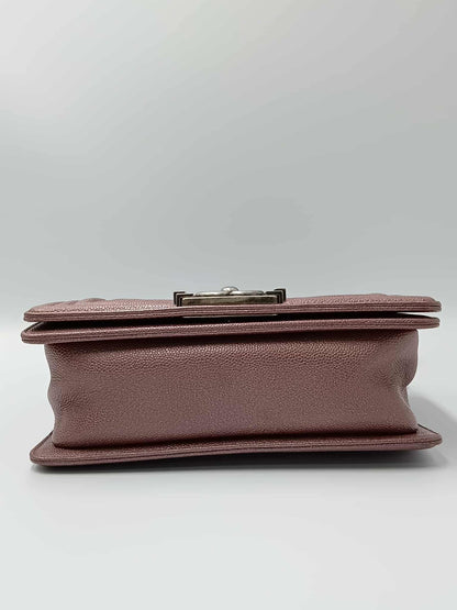 CHANEL Caviar Skin V-Stitch Leboy
