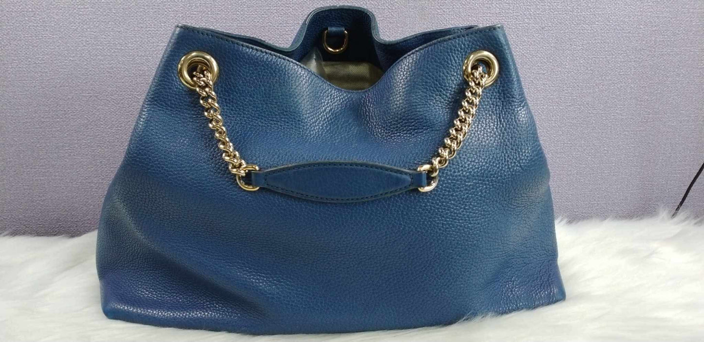 GUCCI Interlocking Leather Chain Bag
