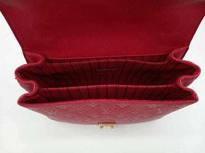 LOUIS VUITTON Pochette Metis MM