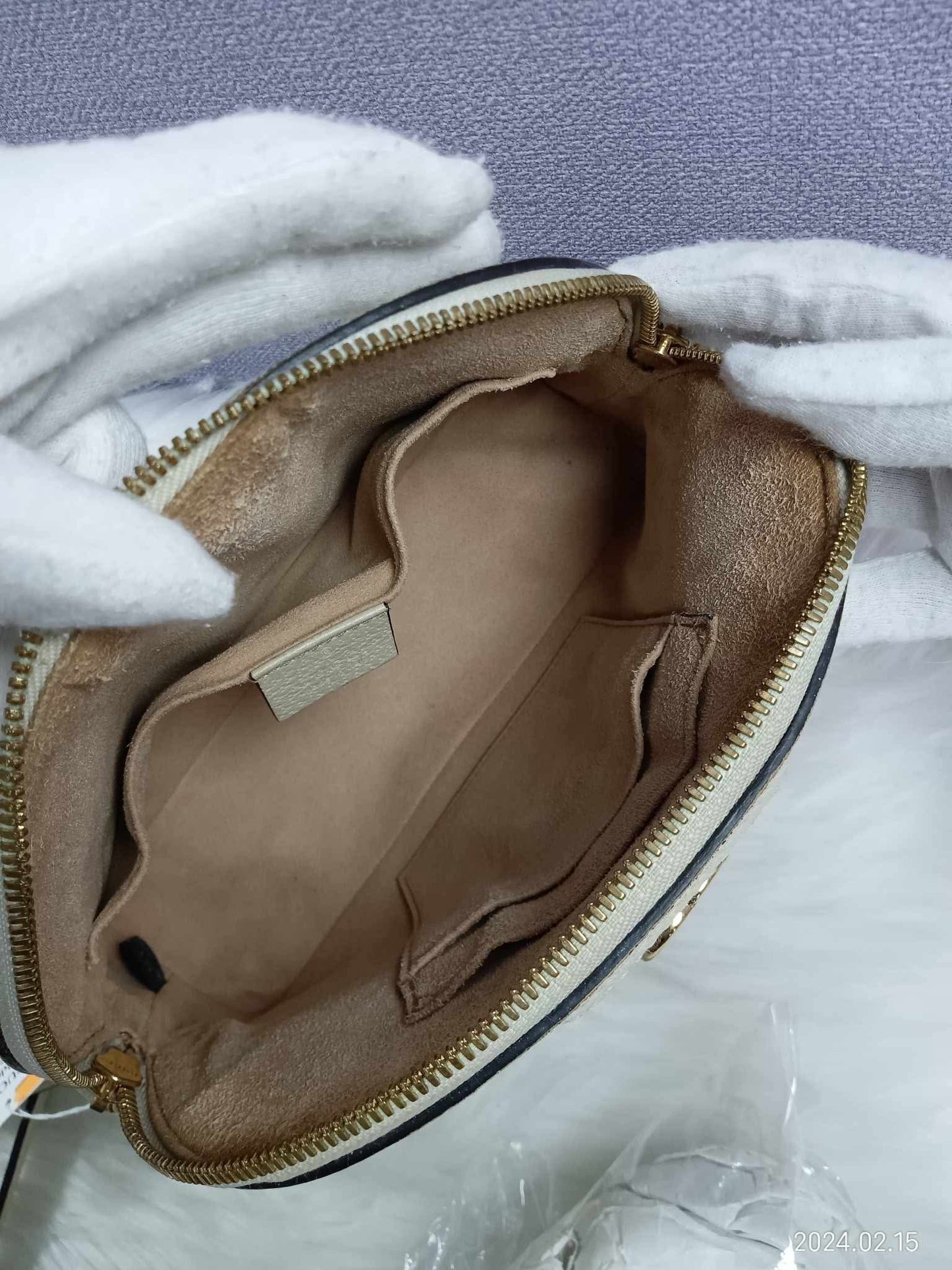 GUCCI Sherryline Sling Bag