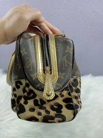 LOUIS VUITTON Monogram Adele