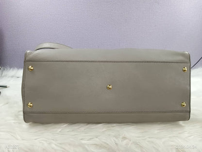 FENDI Peekaboo