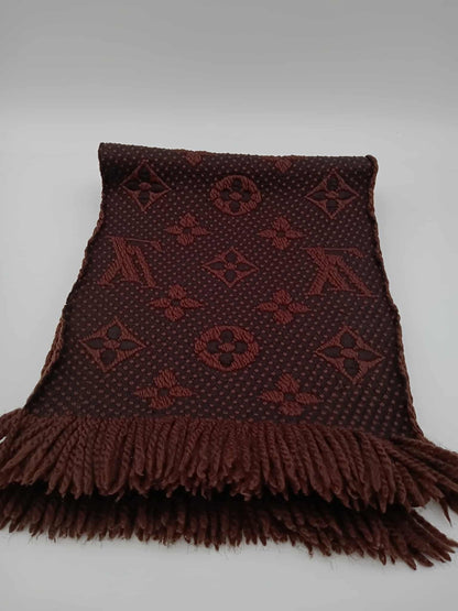 LOUIS VUITTON Logomania Scarf