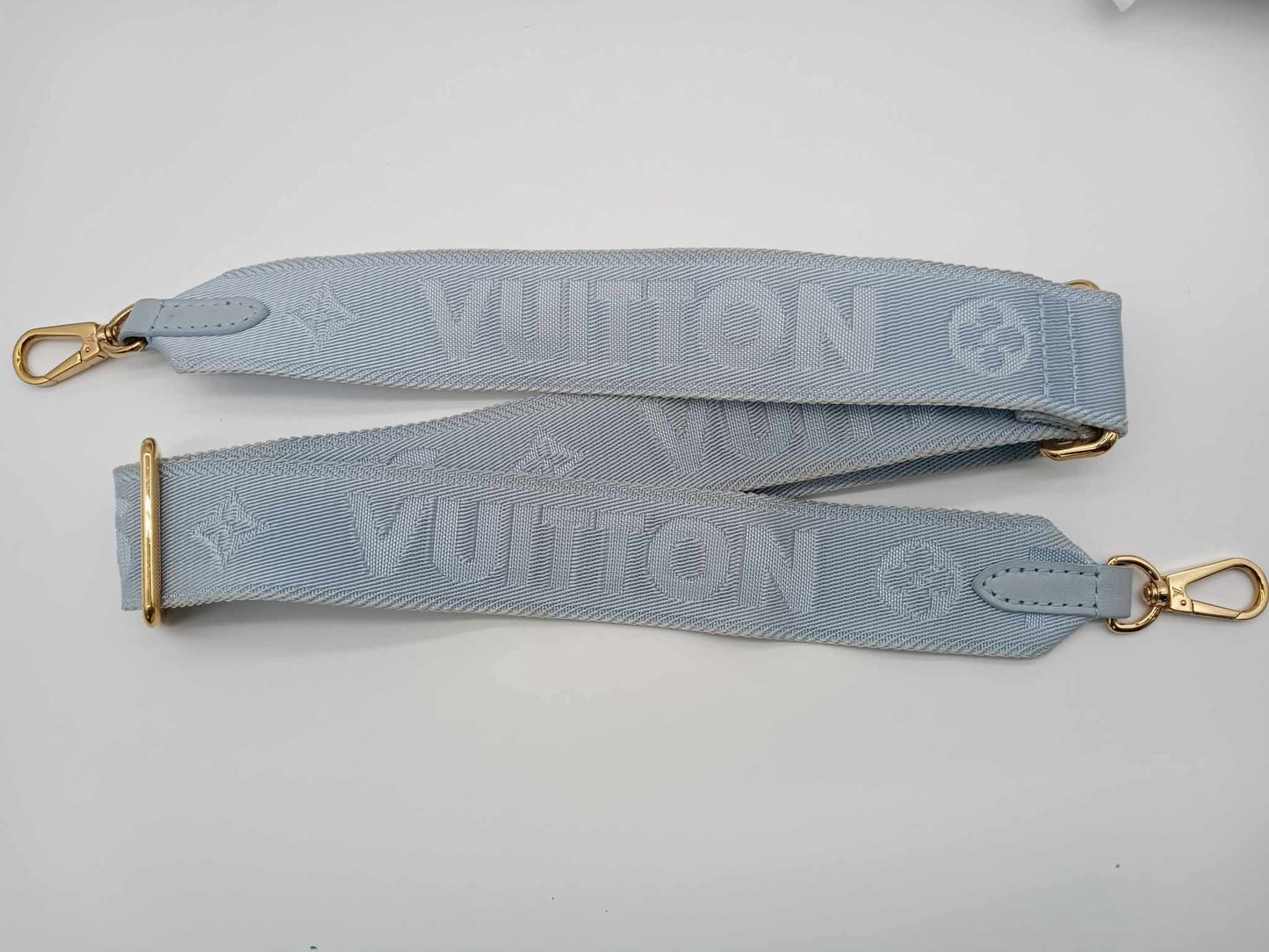 LOUIS VUITTON Over The Moon Bubblegram