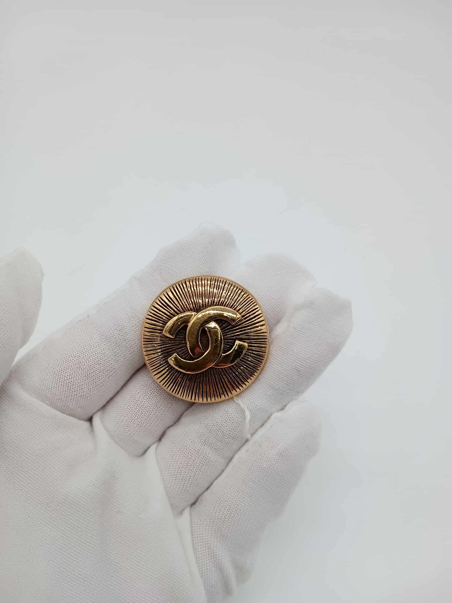 CHANEL Brooch