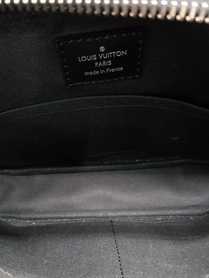 LOUIS VUITTON Damier Graphite Ambrell