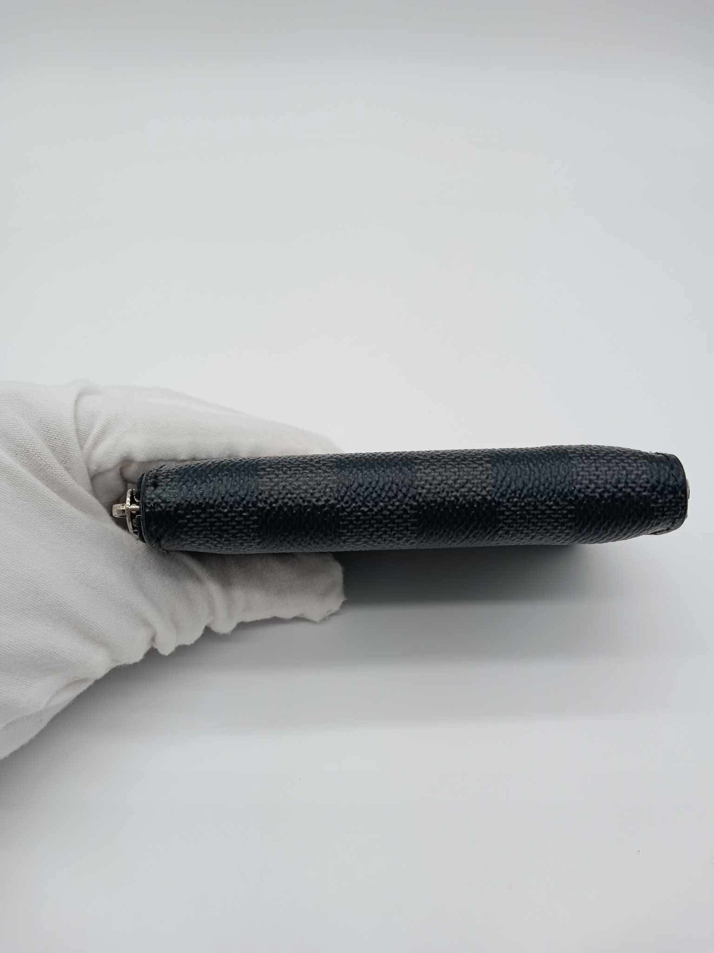 LOUIS VUITTON Damier Graphite Zipper Coin Purse