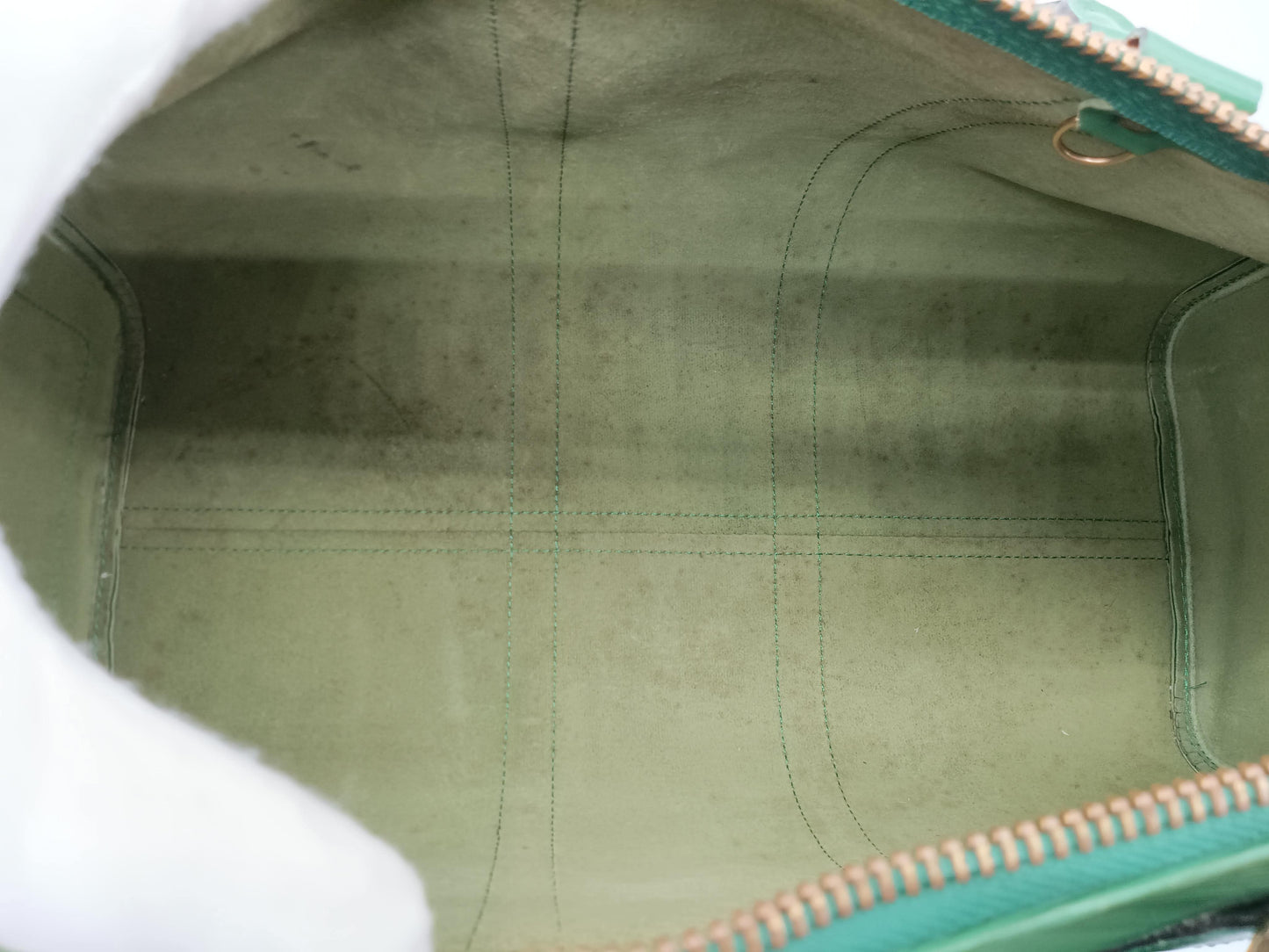 LOUIS VUITTON Epi Keepall 45 Borneo Green