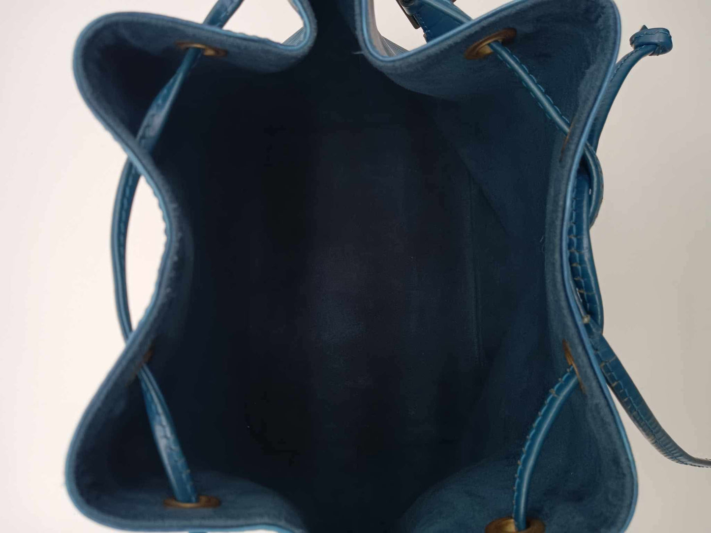 LOUIS VUITTON Epi Petit Noe