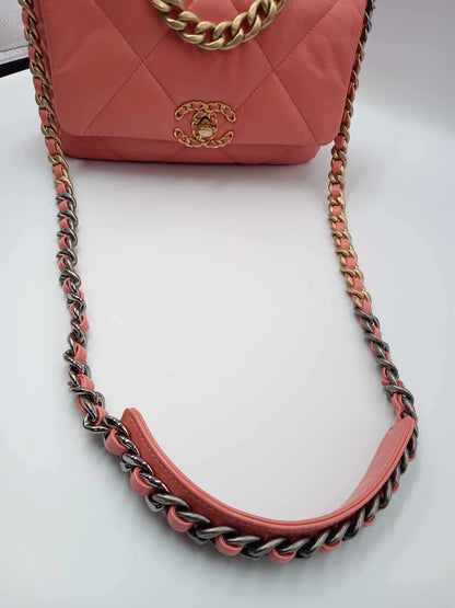 CHANEL Lambskin Chanel 19 Matelasse