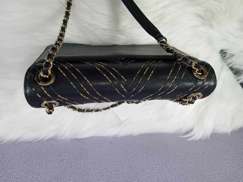 CHANEL Lamb Chevron