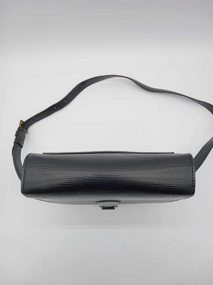 LOUIS VUITTON Epi Saint-Cloud Noir