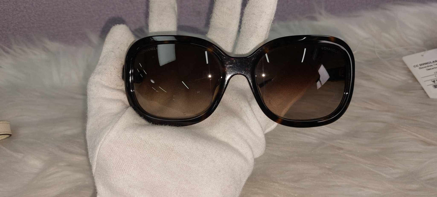 CHANEL Sunglasses