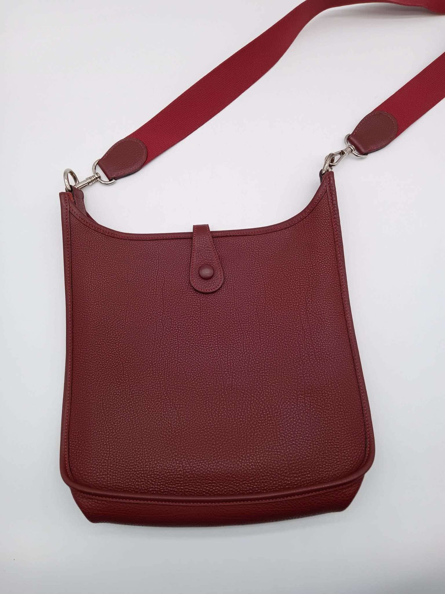 HERMES Taurillon Togo Evelyne GM
