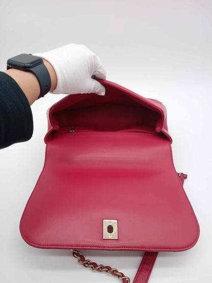CHANEL Lambskin Carry Chic Flap