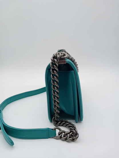 CHANEL Quilted Lamb Tiffany Blue Leboy