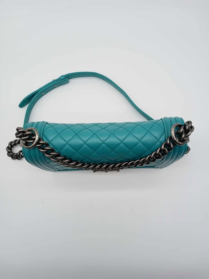 CHANEL Quilted Lamb Tiffany Blue Leboy
